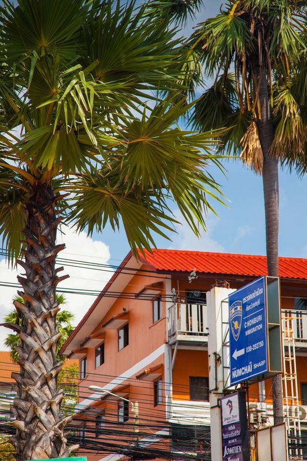 G.I Lodge Praia de Jomtien Exterior foto